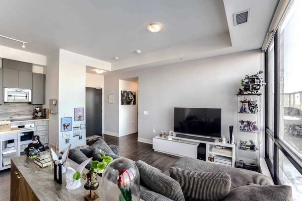 For Lease - 2916 Highway 7 Road Unit# 611, Vaughan, Ontario - Photo 1