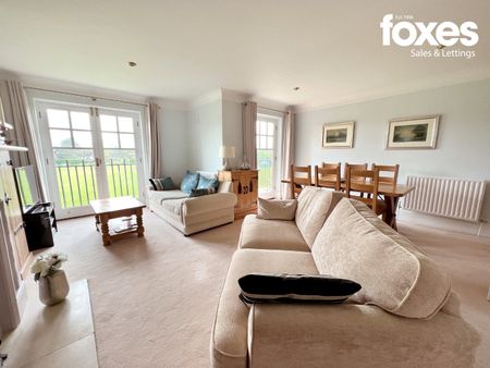 2 bed flat to rent in Cavendish Road, Bournemouth, BH1 - Photo 5