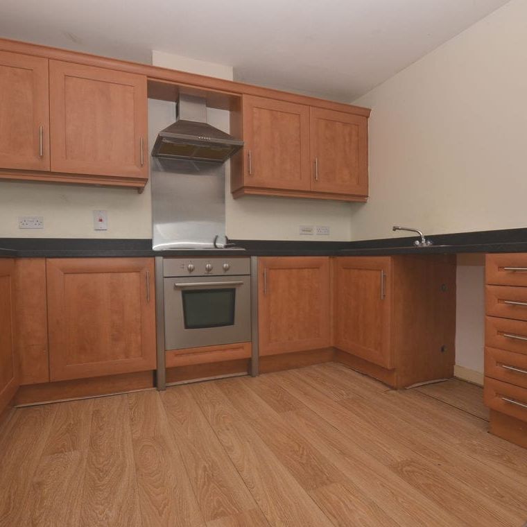 Old Coach Road, Runcorn, WA7 1NJ - Photo 1