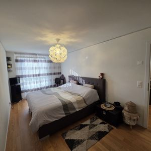 Bright 4.5-room apartment in the center of La Chaux-de-Fonds - Foto 2