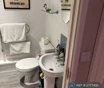 1 bedroom flat to rent - Photo 5