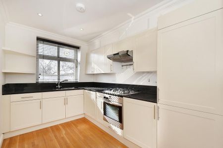 3 bedroom flat to rent - Photo 5