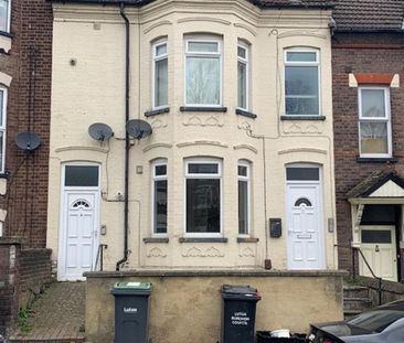 42A Brook Street - Photo 2