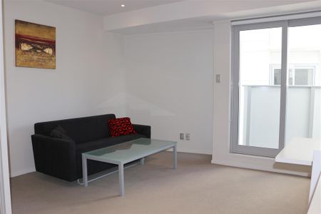 Fully Furnished One Bedroom Apartment - Photo 2