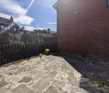 1 Upper Malone Gardens, Belfast, BT9 6LY - Photo 4