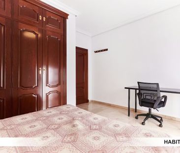 Calle Hernán Ruiz, Sevilla, Andalusia 41006 - Photo 6