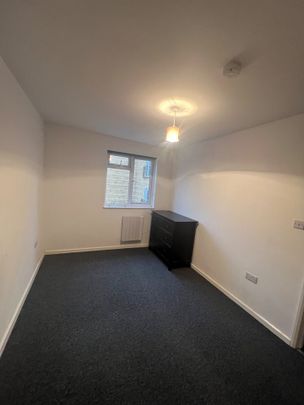 1 Bed Flat, Ida Street, E14 - Photo 1