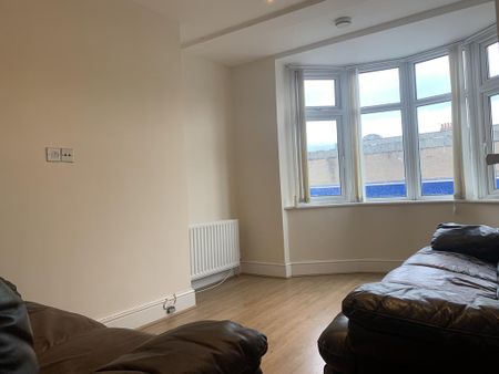5 bedroom maisonette to rent - Photo 5