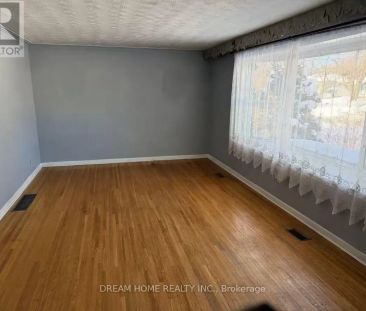 520 LYNETT CRESCENT - Photo 2