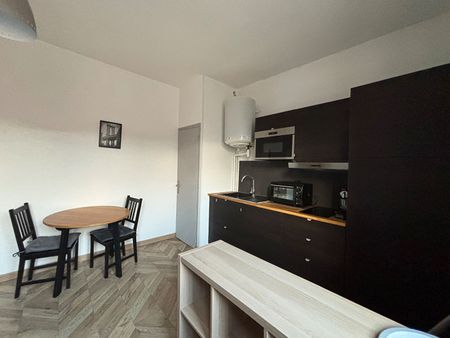 Apartment - Photo 2