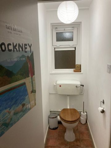 2 Bed Flat, Therfield Court, N4 - Photo 2