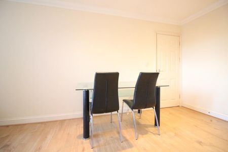 Langley Road, Slough - Photo 2