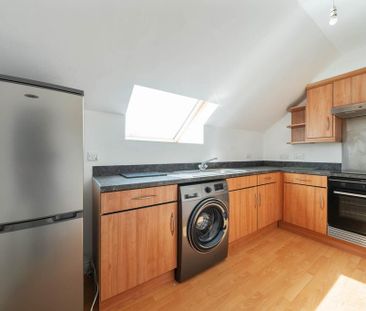 1 bedroom apartment to rent - Photo 2