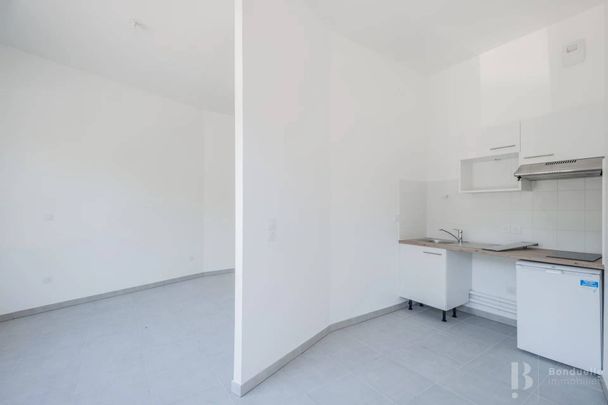 Rental Apartment Bordeaux Saint-Jean - Photo 1