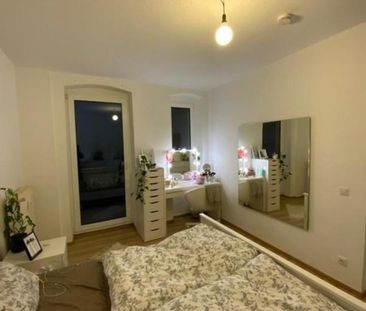 Schöne renovierte, gemütliche 2-Zi.- Wohnung in Gera Debschwitz - Photo 2