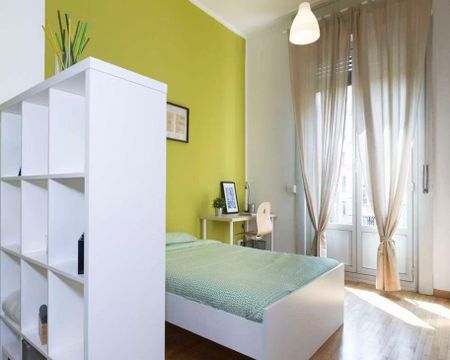 Via Tarquinio Prisco, Milan, Lombardy 20123 - Photo 2