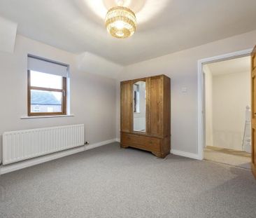1 Henley Hall, St James, Royal Hillsborough, BT26 6RZ - Photo 6