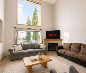 Fully Furnished 4-Bedroom Short-Term Rental – Arbour Lake — 4 Bedro... - Photo 1