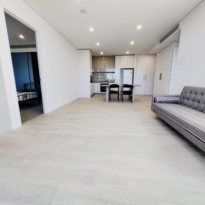 2 bed 2 bath-605 - Photo 1