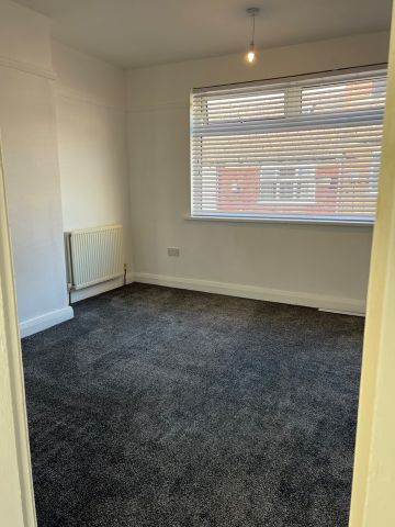 3 Bed Terraced House, Caryl Grove, L8 - Photo 4