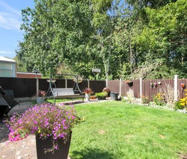 2 bedroom semi-detached house to rent - Photo 5