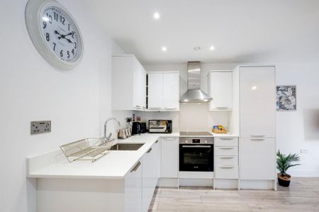 2 bedroom apartment to rent - Photo 2
