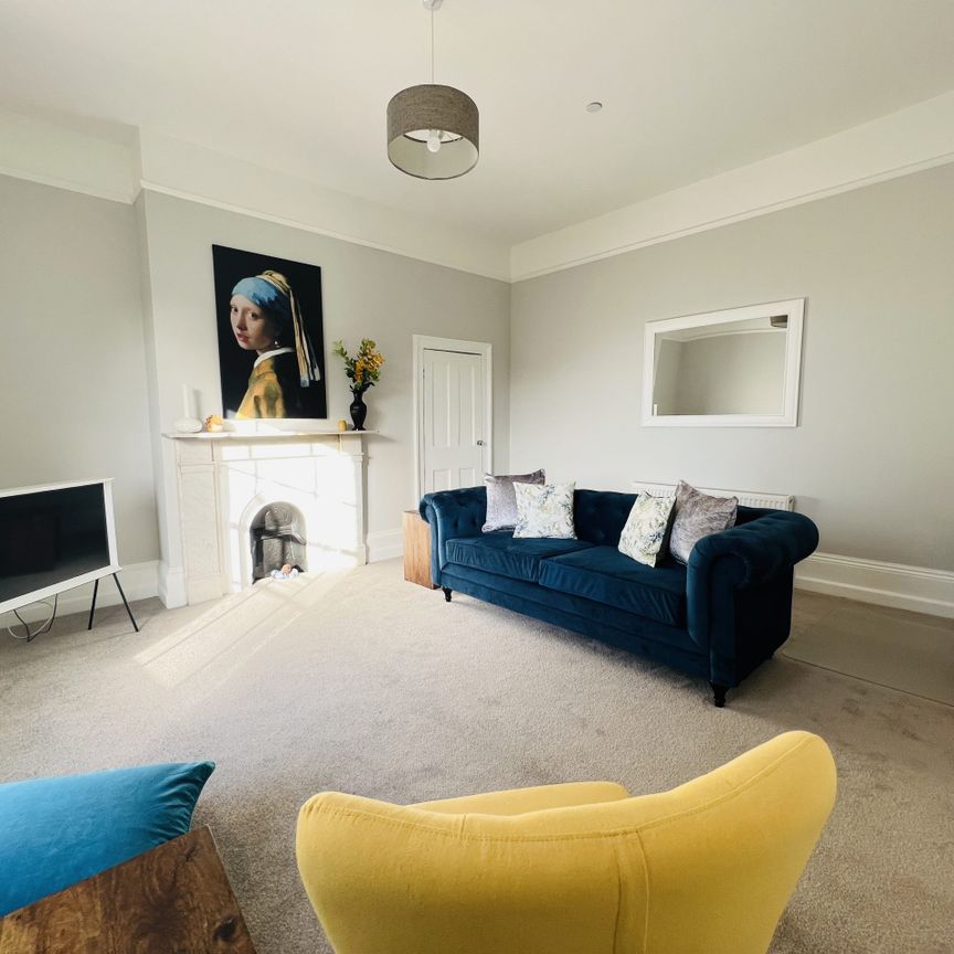 BEDROOM 2 – MEDIUM DOUBLE ENSUITE - Photo 1