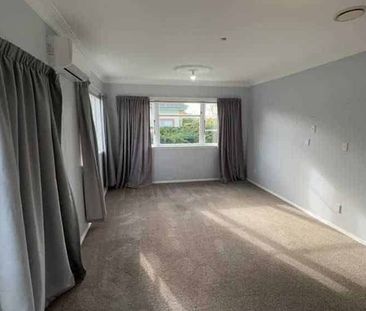 Convenience on Mabel - Photo 3