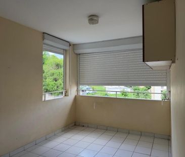 Location Appartement 45.06m² 2 pièces Fort de france - Photo 2