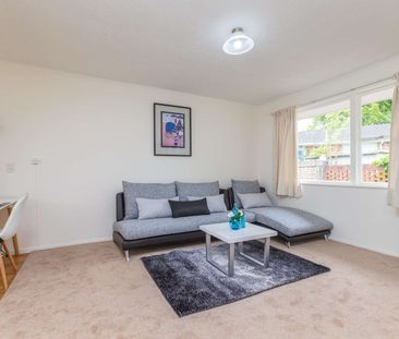 A lovely 2 bed home in the heart of Pakuranga - Photo 5