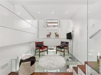 Harrington Gardens, SW7 - Photo 1