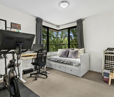 Spacious and Light Filled - Photo 6