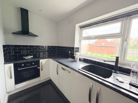 Moat Lane, Great Wyrley, WS6, Property for rent - Photo 3