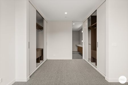 1105 / 605 St Kilda Road - Photo 2
