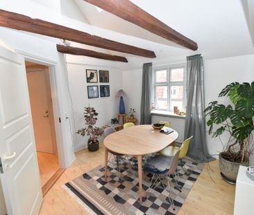 Eksklusiv taglejlighed med loft til kip i hjertet af Aalborg - Foto 6