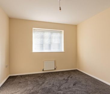 3 bedroom detached house to rent - Photo 2