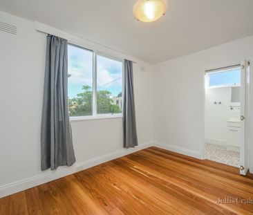 4/70 Edinburgh Street, Flemington, Vic 3031 - Photo 4