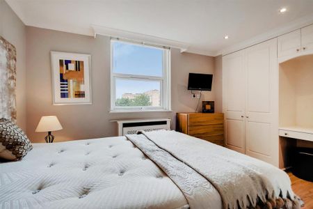 3 bedroom flat to rent - Photo 4