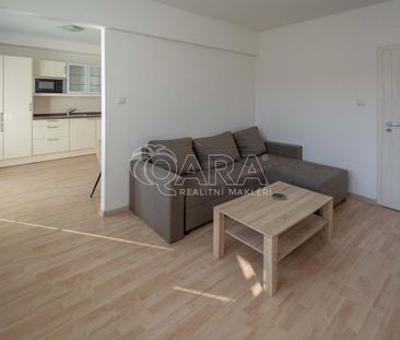 Pronájem bytu 2+1 55 m² - Fotografie 1