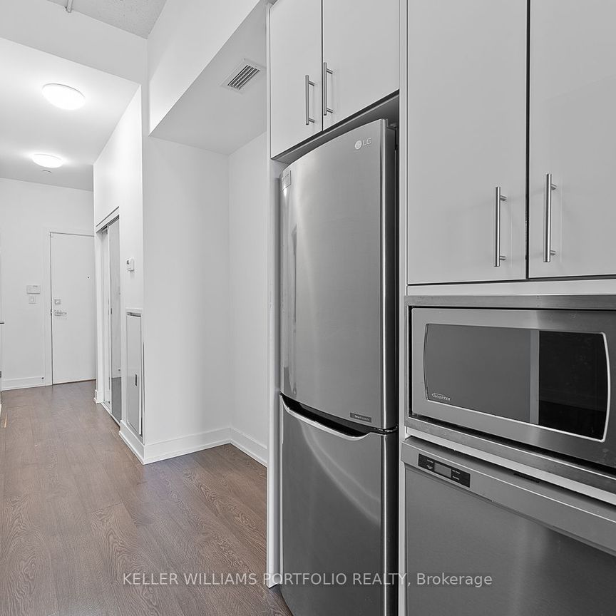 Liv Lofts , #1104 - Photo 1