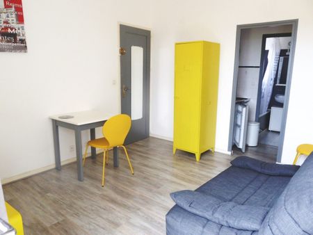 Studio meublé 18m² Hauts de Nîmes 375€ H.C - Photo 3