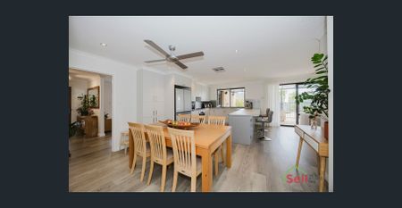 "Coastal Family Retreat with Poolside Elegance" - Photo 5