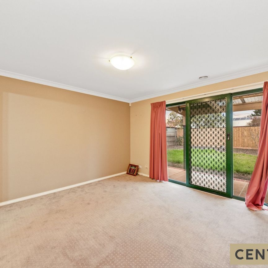 Spacious Family Home - Photo 1