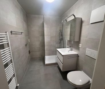 Joli 2.5 pièces en duplex au 4ème étage dans un immeuble moderne et... - Foto 2