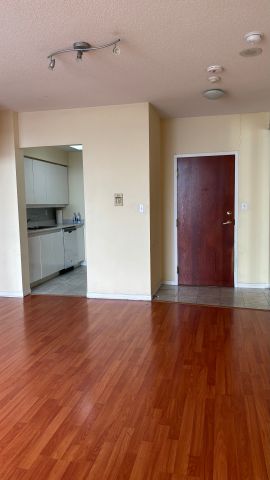 For Lease - 18 Hillcrest Avenue Unit# PH 108, Toronto, Ontario - Photo 3