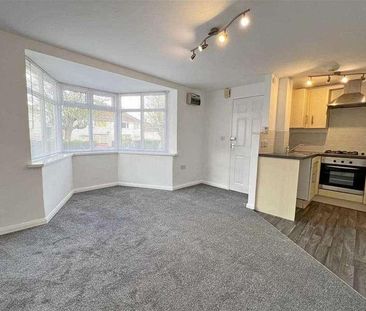 Shelley Close,stafford, ST16 - Photo 2