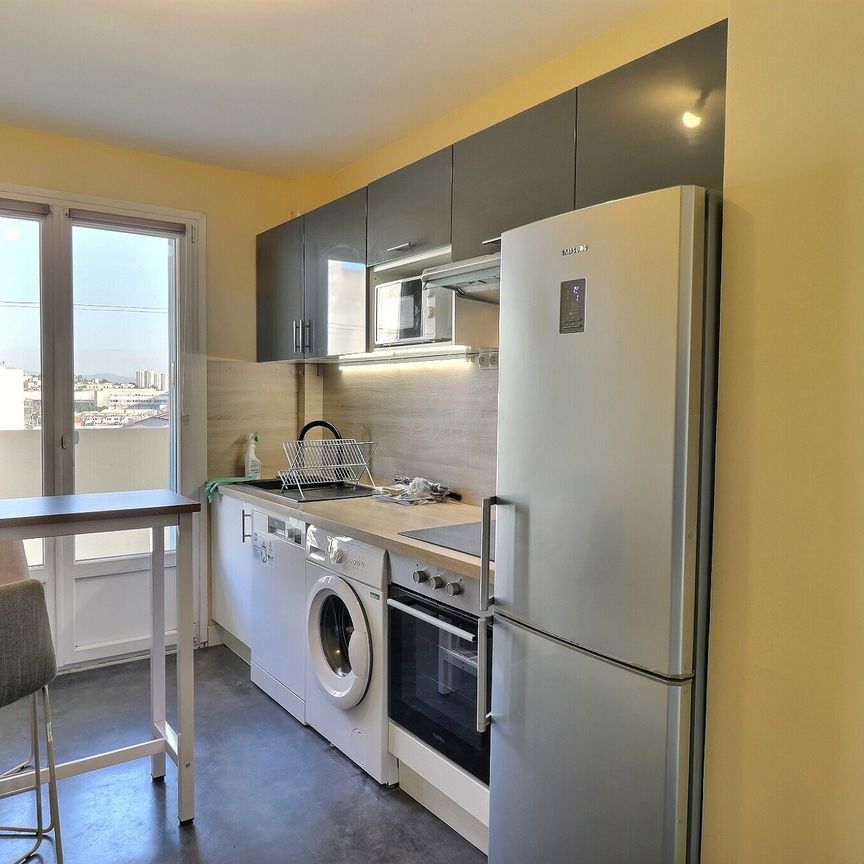 T3 meublé traversant avec vue panoramique - Photo 1