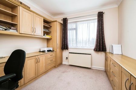 3 Bed Flat, Kingfisher House, L13 - Photo 5