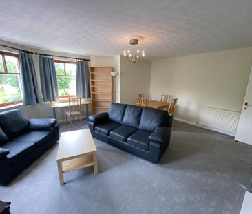 3 bedroom flat to rent - Photo 1