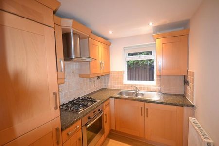 1 Bedroom Apartment To Let - Photo 5